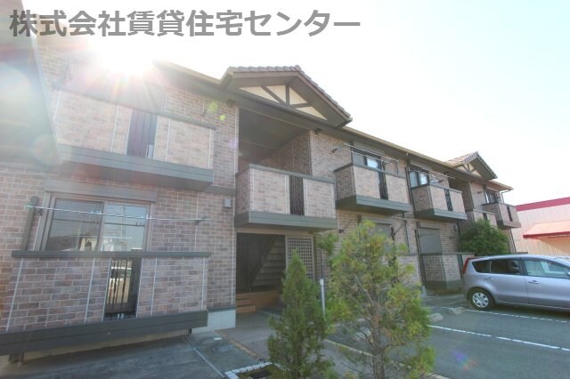 ヴィヴレ堀川の物件外観写真