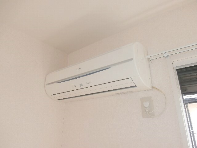 ヴィヴレ堀川の物件内観写真