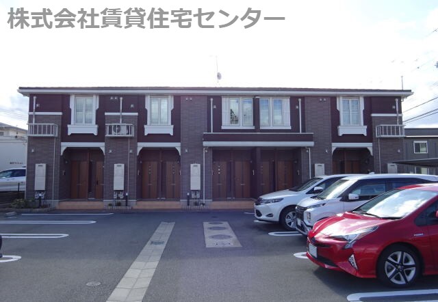 バンブーグローの物件外観写真