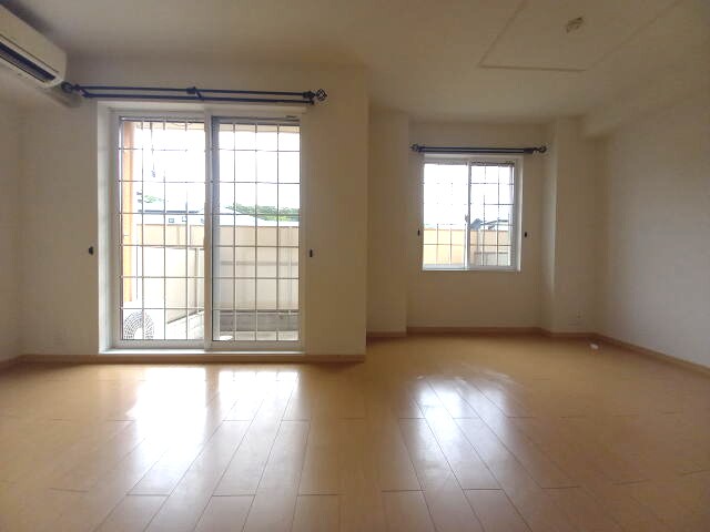 サンレミ・ブーケ・アイの物件内観写真