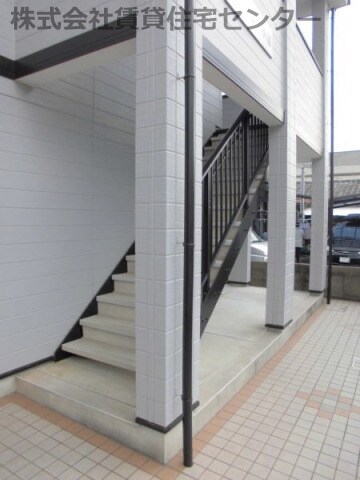 和歌山市駅 バス11分  花王橋下車：停歩8分 2階の物件外観写真