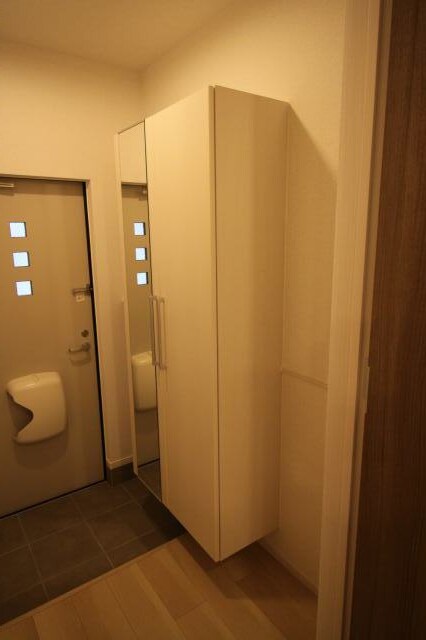 紀三井寺駅 バス5分  競技場前下車：停歩8分 1階の物件内観写真