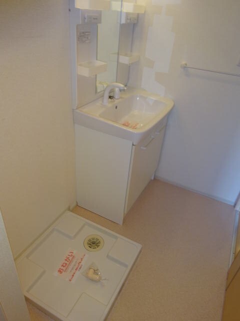 コートジュネスＢの物件内観写真