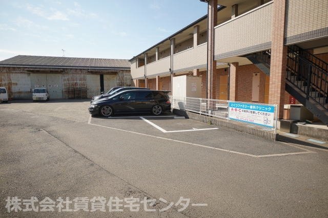 レジデンス 四ヶ郷の物件外観写真