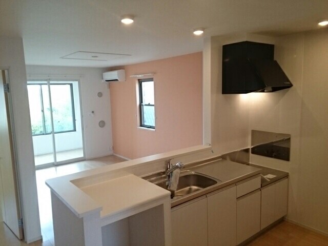 ラ　スペランツァＢの物件内観写真