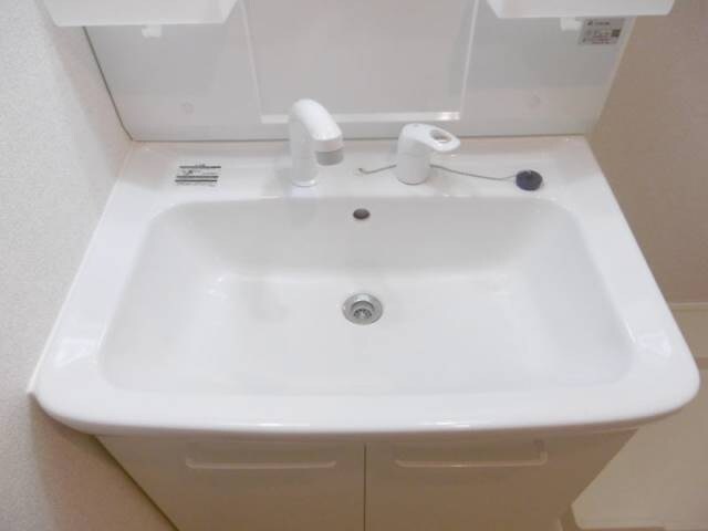 ラ　スペランツァＢの物件内観写真