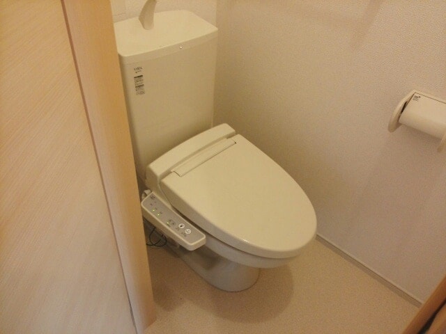 藤並駅 バス13分  こころの医療センター下車：停歩7分 1階の物件内観写真