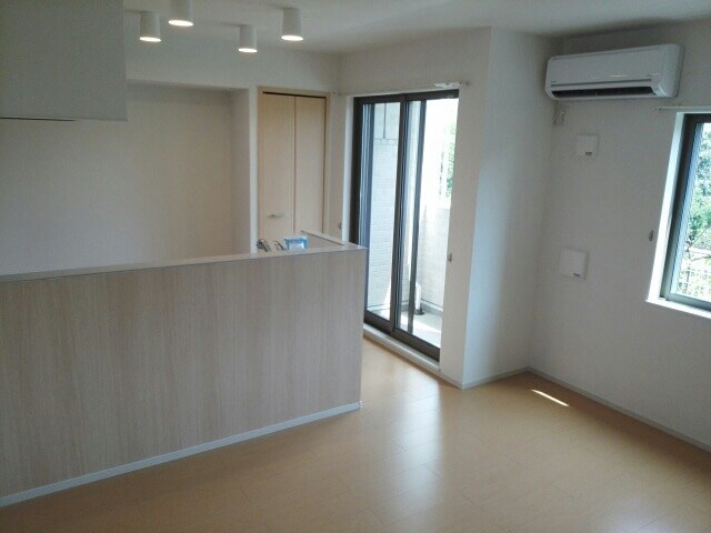 藤並駅 バス13分  こころの医療センター下車：停歩7分 1階の物件内観写真