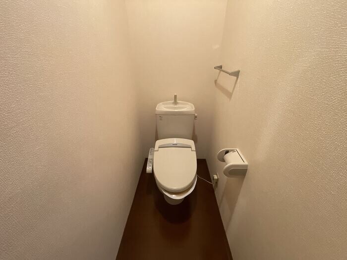 パインズコートの物件内観写真