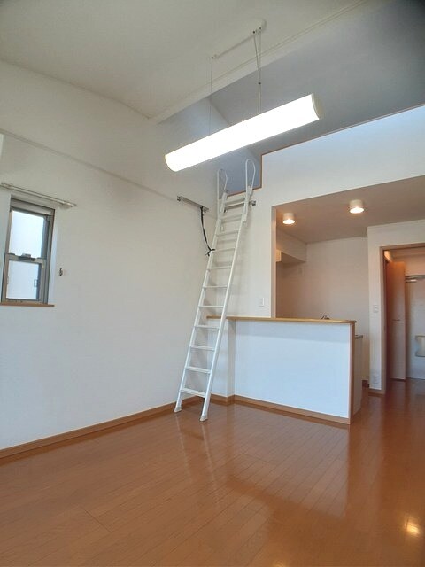 和歌山市駅 バス11分  花王橋下車：停歩5分 2階の物件内観写真