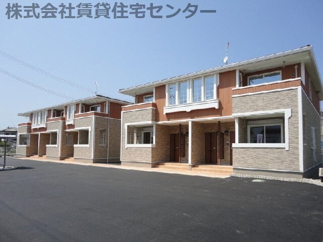 ランプロン　アヤ　Ⅰの物件外観写真