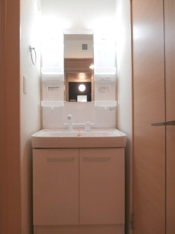 ランプロン　アヤ　Ⅰの物件内観写真