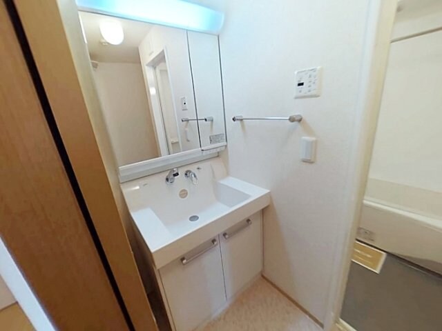 海南駅 バス15分  重根下車：停歩5分 2階の物件内観写真