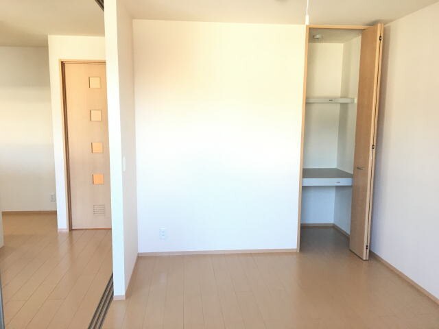 海南駅 バス15分  重根下車：停歩5分 2階の物件内観写真