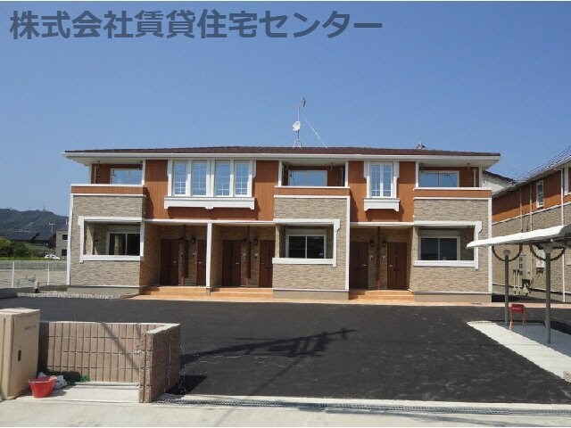 ランプロン アヤⅠの物件外観写真