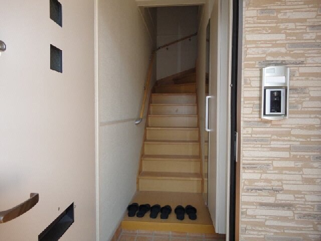 ランプロン アヤⅠの物件内観写真