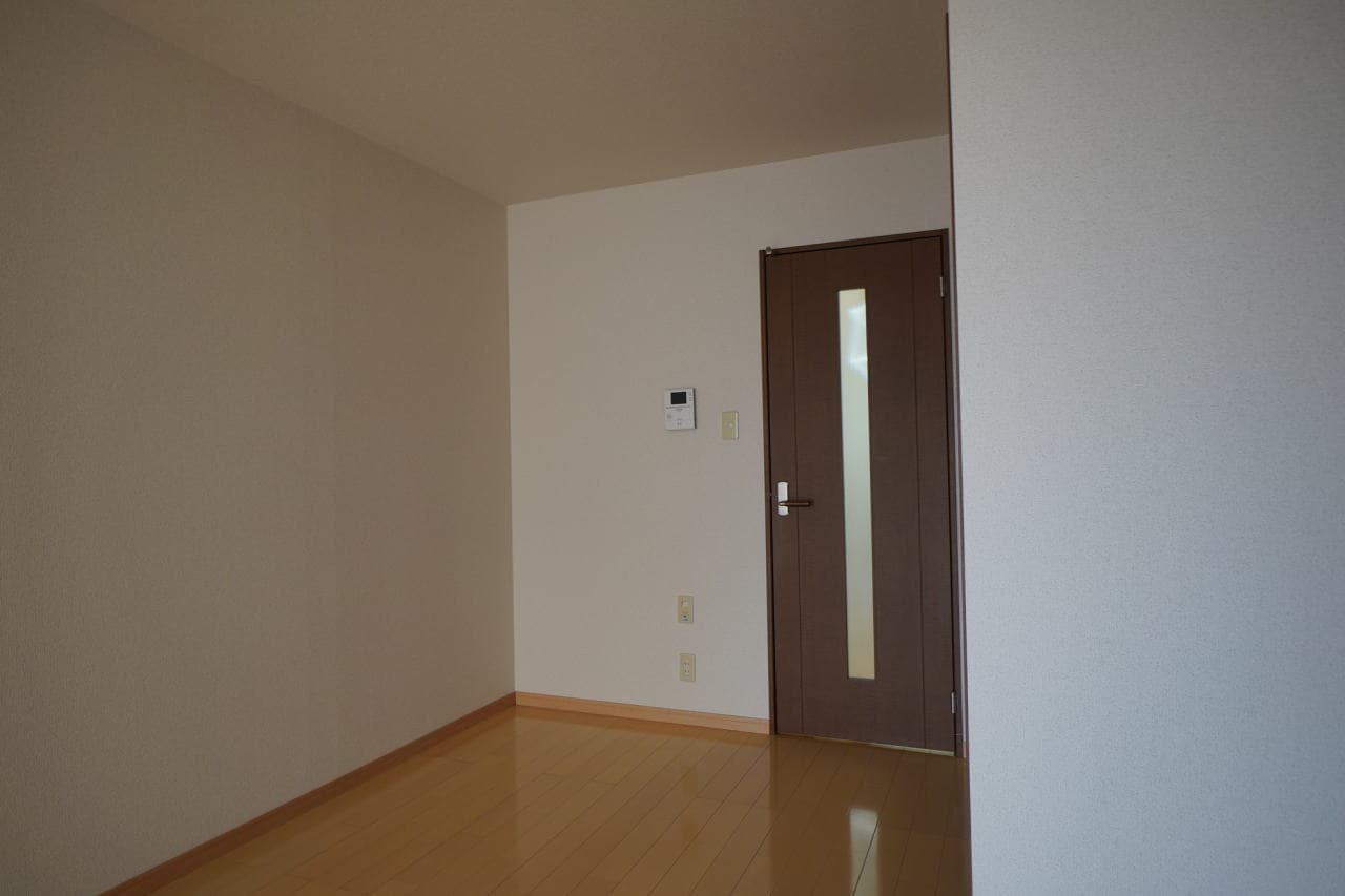 和歌山市駅 バス6分  花王橋下車：停歩10分 1階の物件内観写真