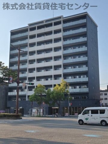 ワシンレジデンスの物件外観写真