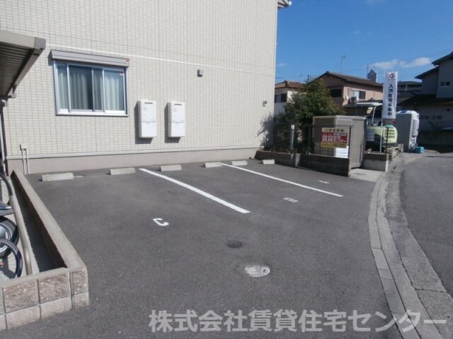 イソラ フェリジェⅡの物件外観写真