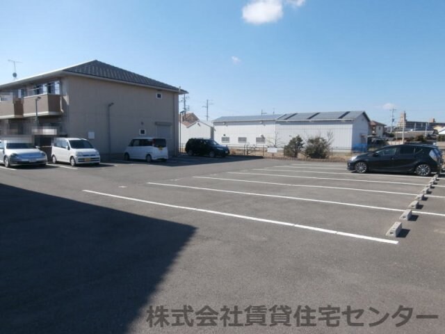 イソラ フェリジェⅡの物件外観写真