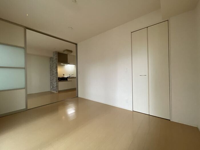 イソラ フェリジェⅡの物件内観写真