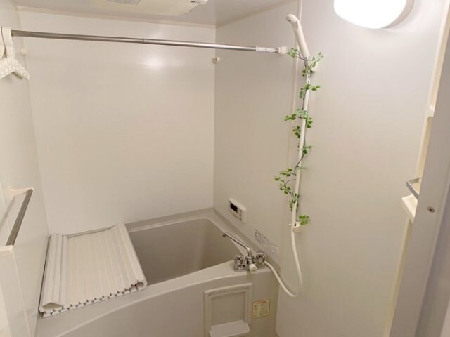 ヴィヴレ堀川の物件内観写真