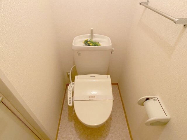 ヴィヴレ堀川の物件内観写真