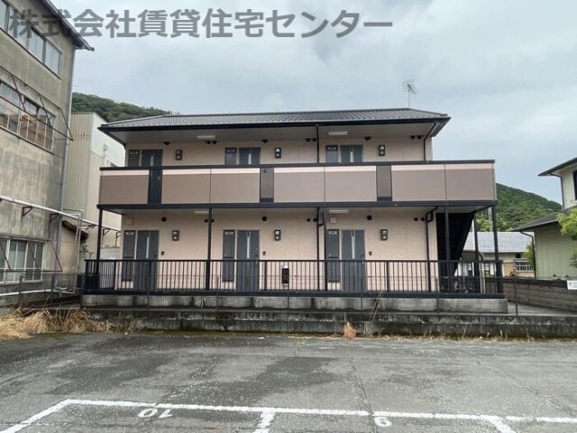 黒江駅 徒歩5分 1階の物件外観写真