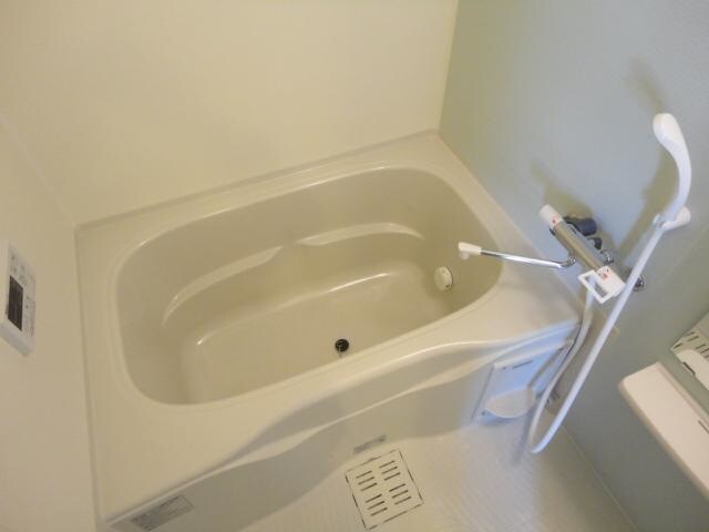 モイス・シャームの物件内観写真