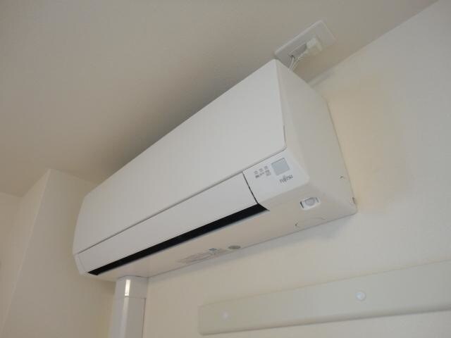 モイス・シャームの物件内観写真