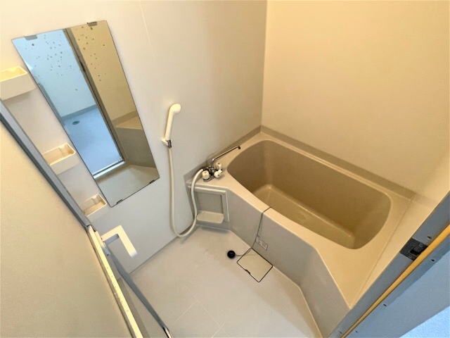 グリーンフル小雑賀の物件内観写真