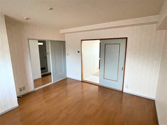 グリーンフル小雑賀の物件内観写真