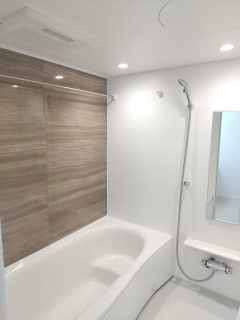 ヒカルサ和歌山本町の物件内観写真