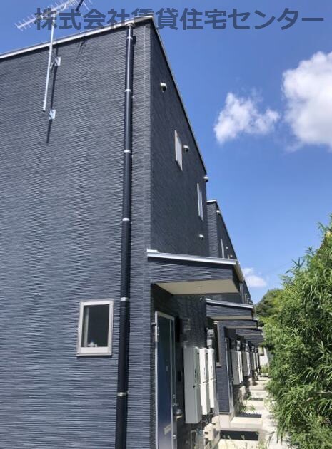 TJ重根の物件外観写真