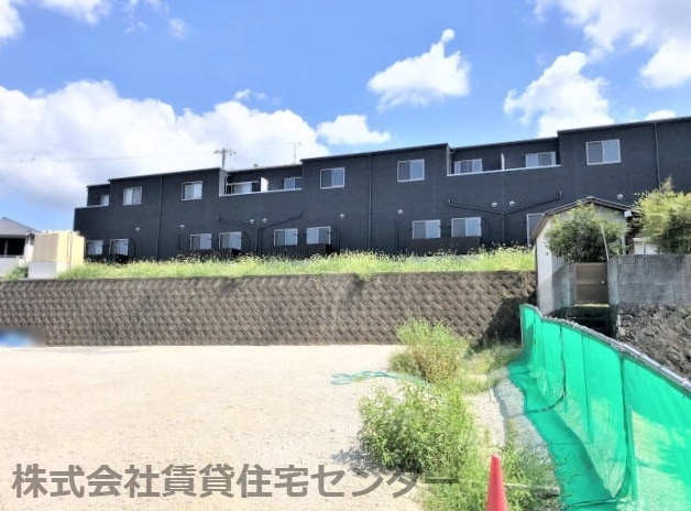 TJ重根の物件外観写真