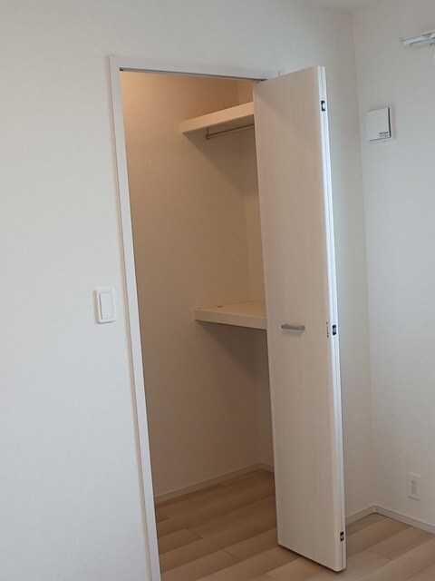 レッド　スイートピーⅡの物件内観写真