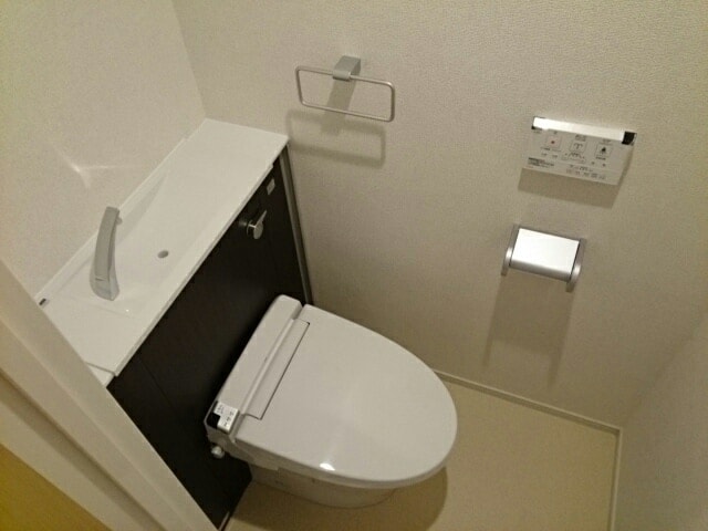 レジデンスＴＫ 吉田の物件内観写真