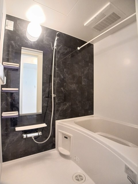 コンフォールの物件内観写真