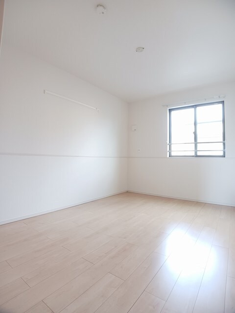 コンフォールの物件内観写真