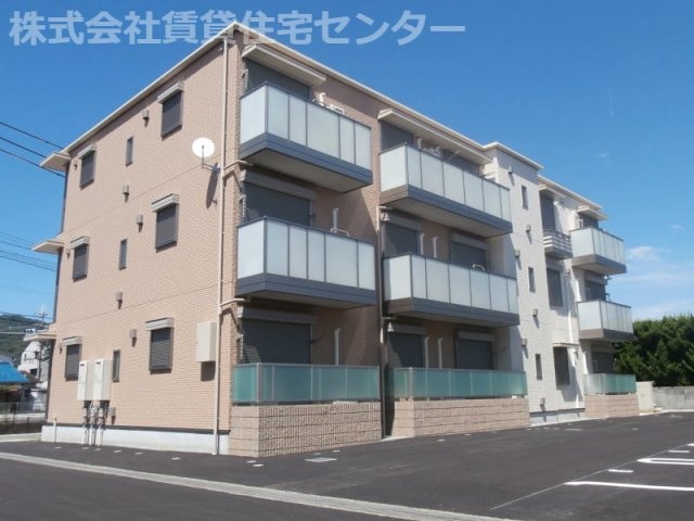 ベレオ園部の物件外観写真