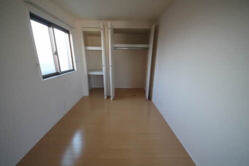 テラス新中通の物件内観写真