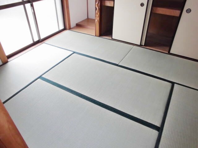 ハイツ塩屋の物件内観写真