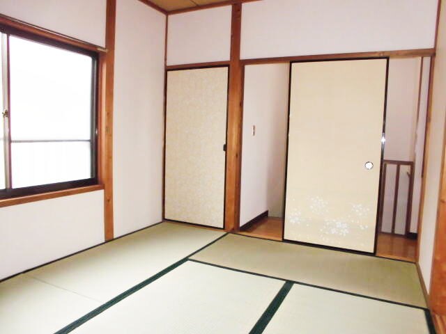 ハイツ塩屋の物件内観写真