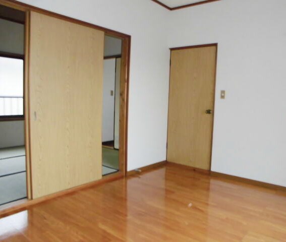 ハイツ塩屋の物件内観写真