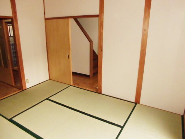 ハイツ塩屋の物件内観写真