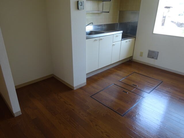 箕島駅 徒歩10分 1階の物件内観写真