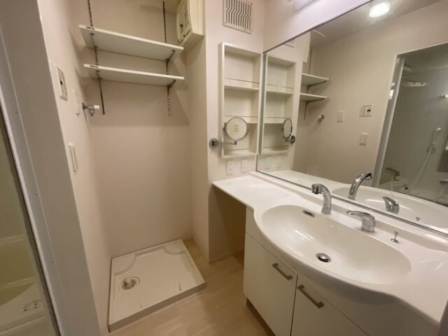 和歌山駅 バス11分  津屋下車：停歩1分 2階の物件内観写真