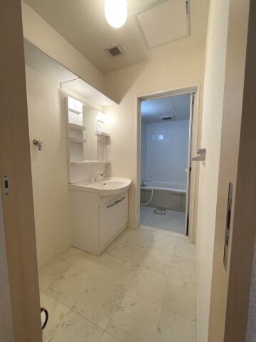 和歌山市駅 バス20分  和歌浦口下車：停歩6分 2階の物件内観写真