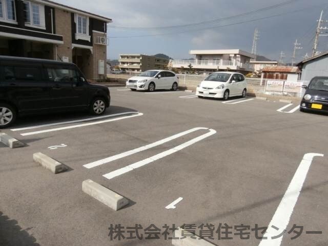 グラン・シャリオの物件外観写真