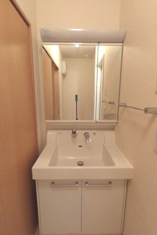 シャルム・ポンテ重根の物件内観写真